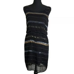 Romeo & Juliet Couture Sleeveless Knee Length Dress Metallic Beading